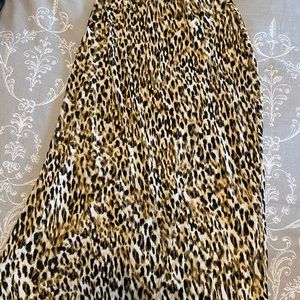 Knit animal print skirt